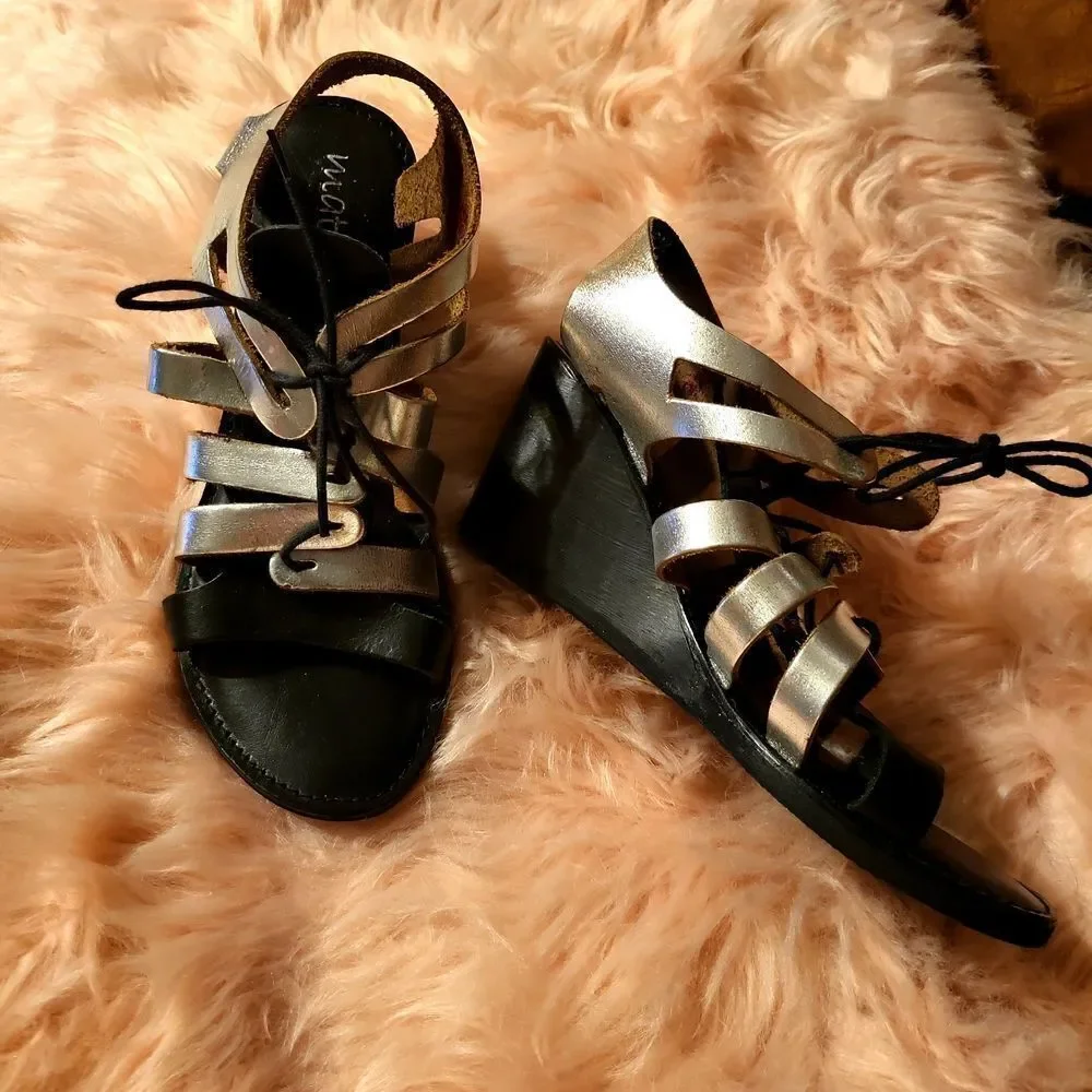 Matisse ,silver and black leather upper,slight wedge, size 9,brand new!